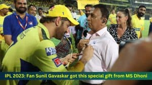 Fan Sunil Gavaskar got this special gift from MS Dhoni, audience gave tribute to Thala